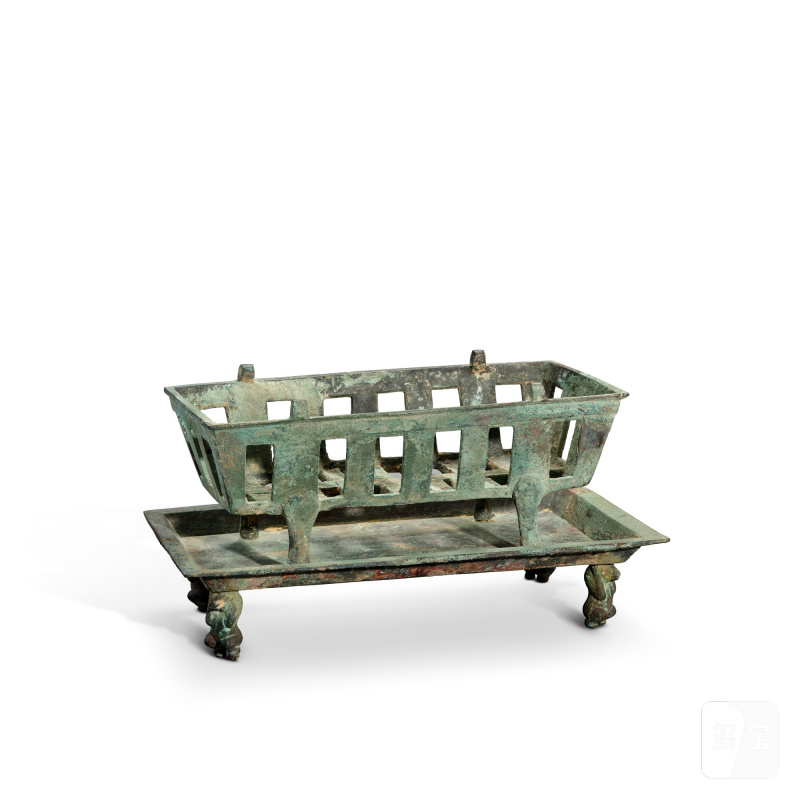 An archaic bronze charcoal grill, Han dynasty | 漢 青銅染爐